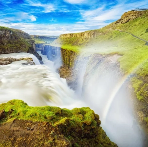 La cascade de Gulfoss et son arc-en-ciel