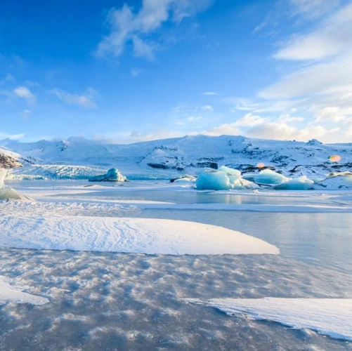 La glace du Vatnajökull dans le lagon du Jokulsarlon