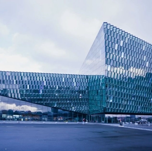 Le Harpa Concert Hall à Reykjavik