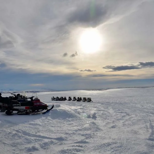 Des motoneiges sur le Langjökull