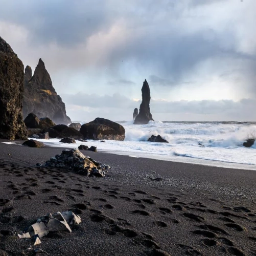 La plage volcanique de Reynisfjara