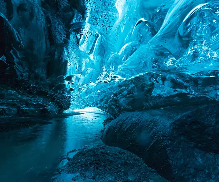L'une des grottes de cristal du Vatnajokull