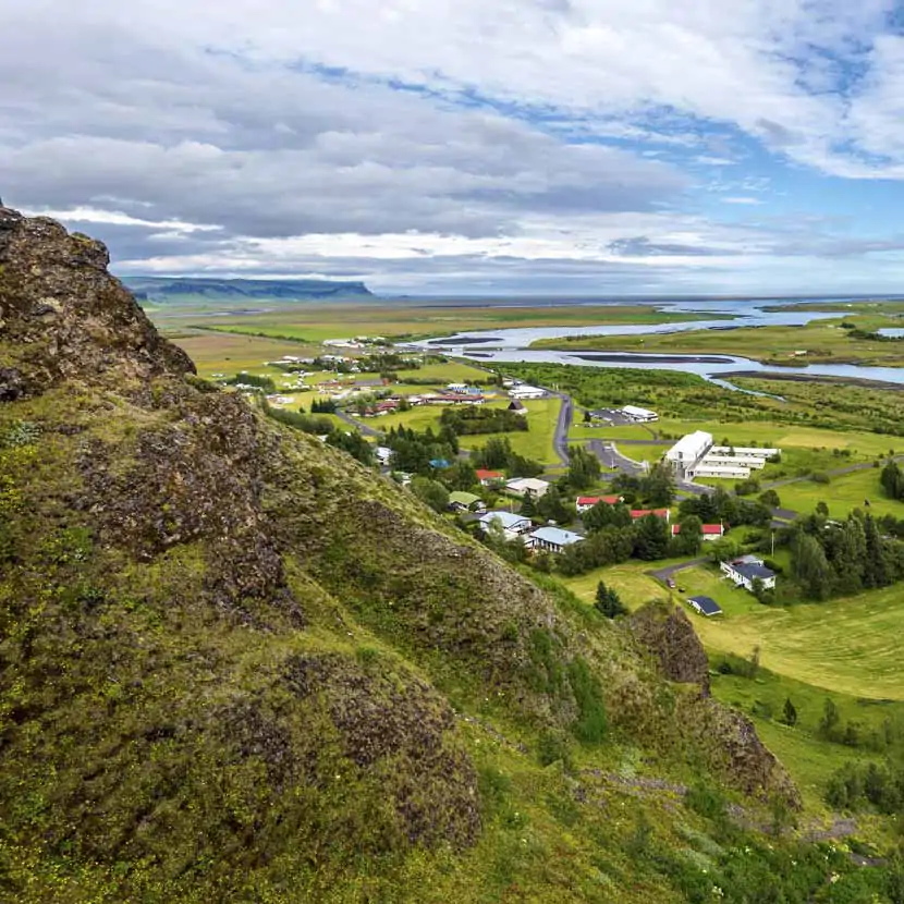 Le village de Kirjubaejarklaustur en Islande